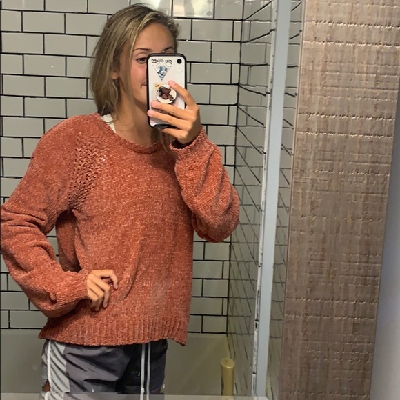 Redish Pink Charlotte Russe sweater - Picture 1 of 4